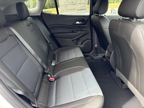 New 2025 Chevrolet Trax LT w/ Driver Confidence Package image 14