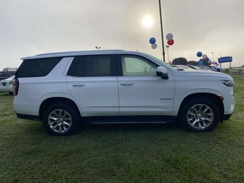 Used 2024 Chevrolet Tahoe Premier AWD/4WD image 4