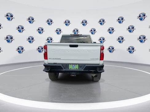Used 2023 Chevrolet Silverado 2500 Custom image 7