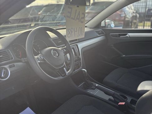 Used 2016 Volkswagen Passat 1.8T S w/ Lighting Package (P06) image 10