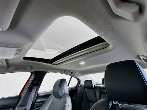 Used 2025 MAZDA MAZDA3 s image 27