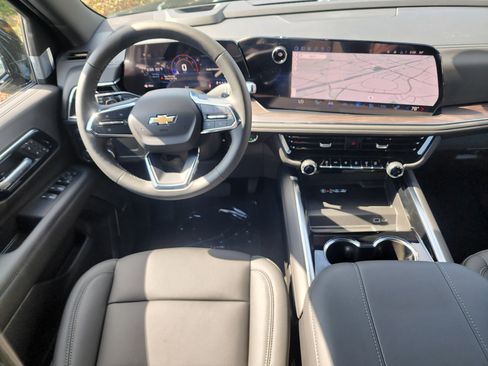 New 2026 Chevrolet Suburban LT w/ Comfort Package image 21