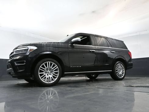Used 2023 Ford Expedition Platinum AWD/4WD image 20