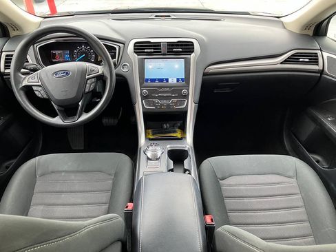 Used 2020 Ford Fusion SE AWD/4WD image 8