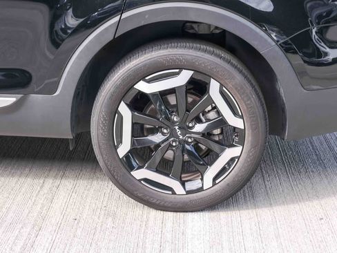 Used 2024 Kia Telluride S w/ S Sunroof Package FWD image 9