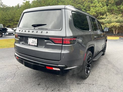 Used 2023 Jeep Wagoneer Series II w/ Convenience Group I image 7