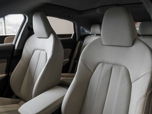 New 2025 Audi A5 2.0T Premium Plus image 19