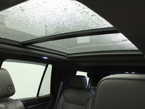 Used 2022 GMC Yukon Denali image 10