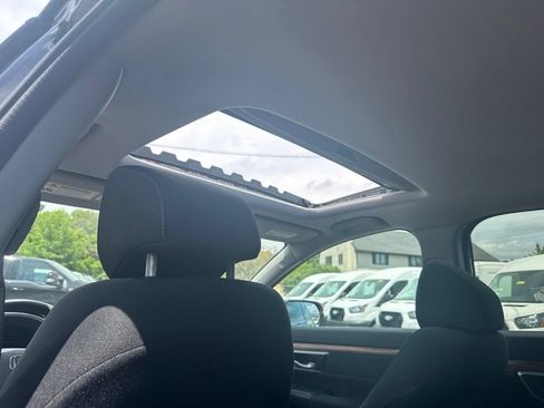 Used 2018 Honda CR-V EX image 11