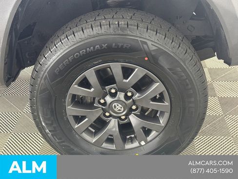 Used 2023 Toyota Tacoma SR5 AWD/4WD image 16