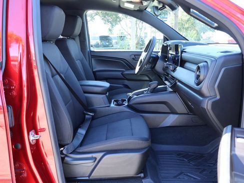 Used 2024 Chevrolet Colorado Trail Boss w/ Advanced Trailering Package image 9