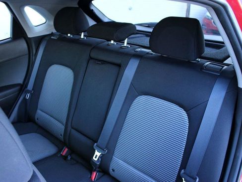 Used 2019 Hyundai Kona SEL w/ SEL Tech Package 02 image 13