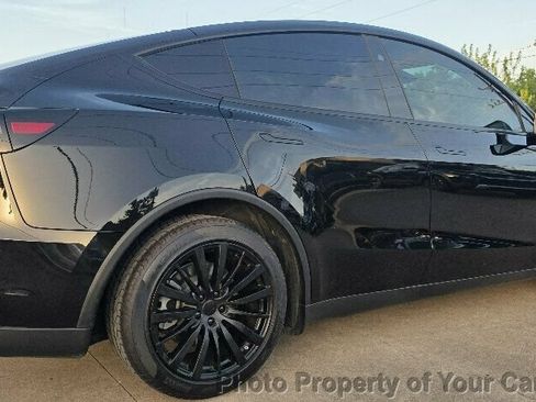 Used 2026 Tesla Model Y Long Range RWD image 10