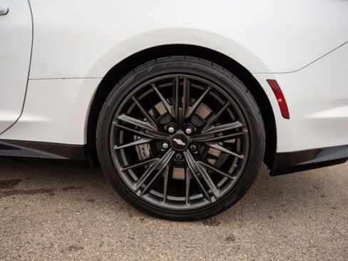 Used 2019 Chevrolet Camaro ZL1 RWD image 9