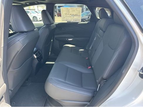 New 2026 Lexus RX 350h AWD/4WD image 17