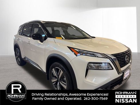 Used 2023 Nissan Rogue SL image 9