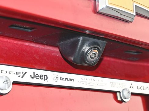 Used 2023 Chevrolet Blazer LT image 32