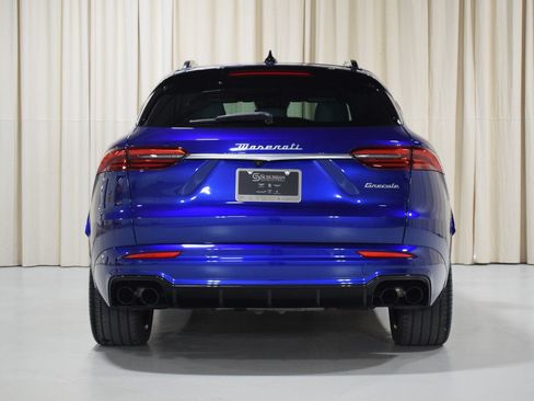 Used 2023 Maserati Grecale Modena AWD/4WD image 15