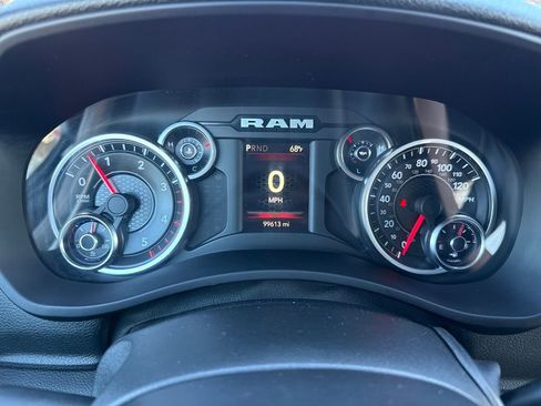 Used 2022 RAM 3500 Big Horn image 19