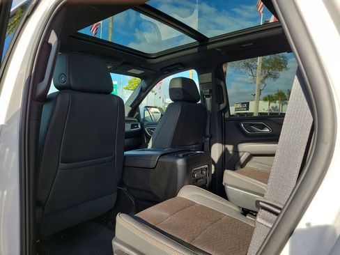 Used 2023 Chevrolet Tahoe High Country image 15