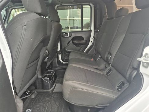 Used 2020 Jeep Gladiator Sport w/ Quick Order Package 24S image 15