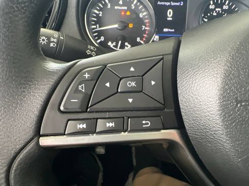 Used 2018 Nissan Rogue S AWD/4WD image 52