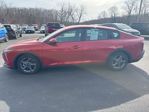 Used 2025 Kia K4 LXS image 4