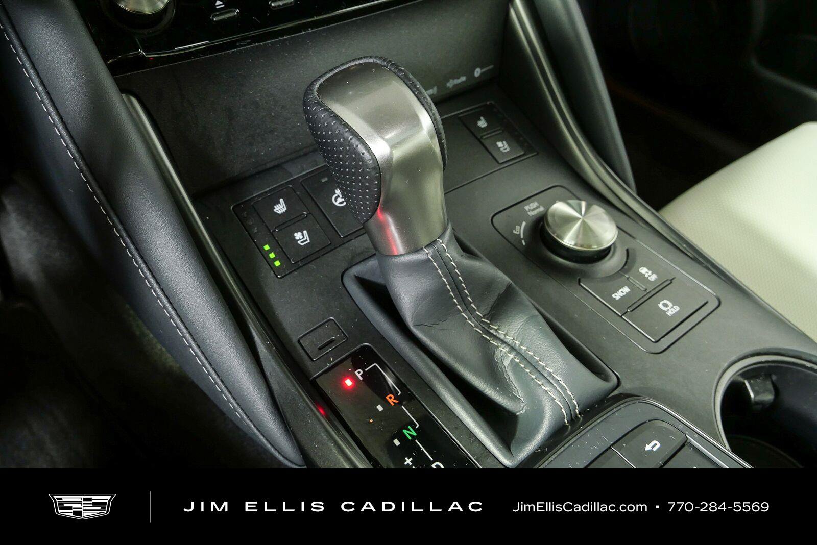 Used 2025 Lexus IS 350 F Sport RWD image 16