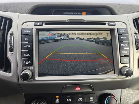 Used 2012 Kia Sportage LX w/ Navigation Pkg image 14
