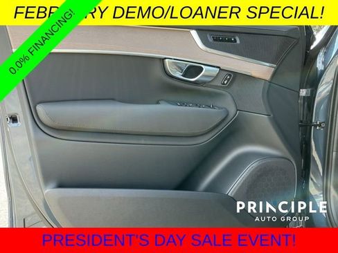 New 2026 Volvo XC90 B5 Plus w/ Protection Package Premier image 28