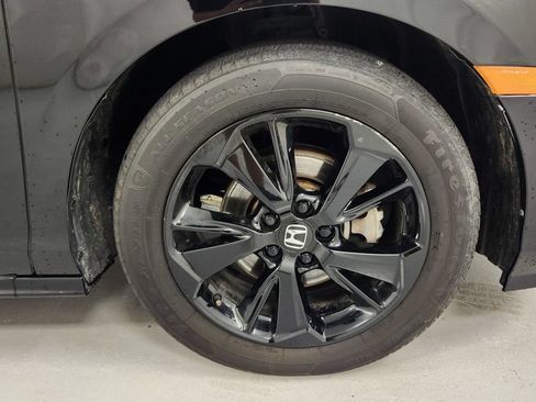 Used 2023 Honda Odyssey Sport image 9