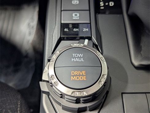 Used 2025 Toyota 4Runner SR5 image 16