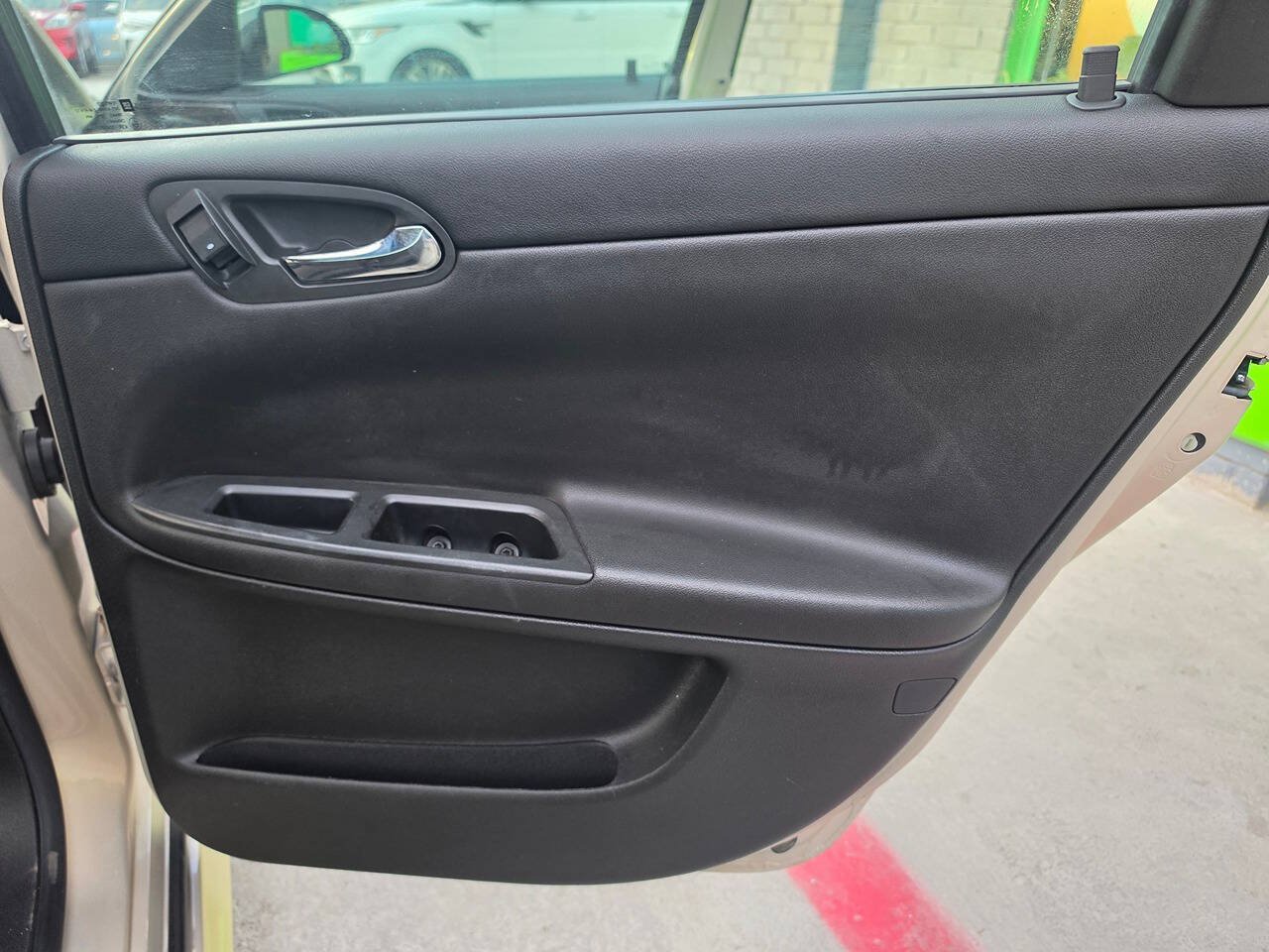 Used 2012 Chevrolet Impala LT w/ LT Sunroof Package FWD image 19