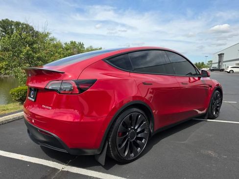 Used 2022 Tesla Model Y Performance AWD/4WD image 8