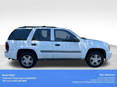 Used 2005 Chevrolet TrailBlazer LS w/ LS Preferred Equipment Group RWD image 6