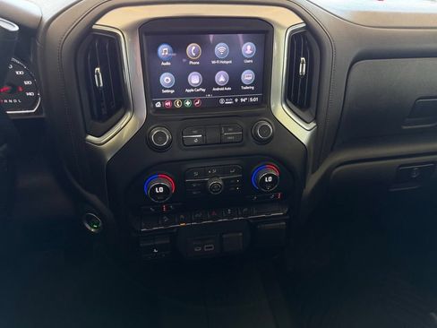 Used 2022 Chevrolet Silverado 1500 LT AWD/4WD image 24