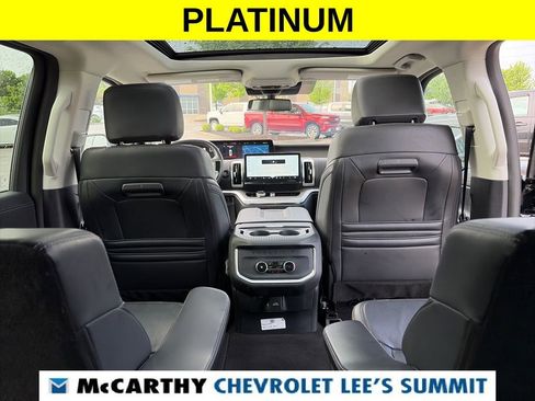 Used 2025 Ford Expedition Platinum AWD/4WD image 49