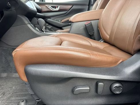 Used 2025 Subaru Ascent Touring w/ Popular Package #2 image 14