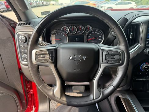 Certified 2021 Chevrolet Silverado 1500 LT Trail Boss w/ LPO, Dark Essentials Package AWD/4WD image 18