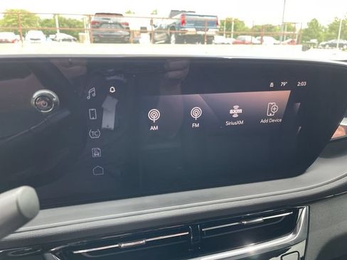 Used 2025 Buick Envista Sport Touring w/ Convenience I Package FWD image 19