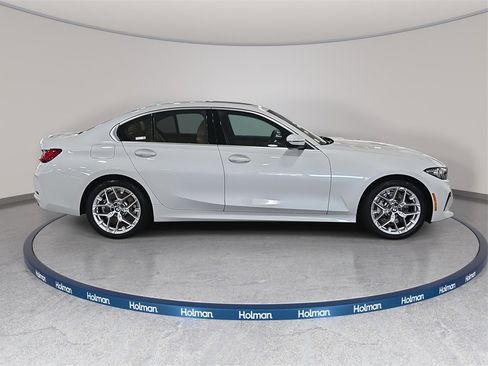 Certified 2025 BMW 330i Sedan w/ Convenience Package image 4