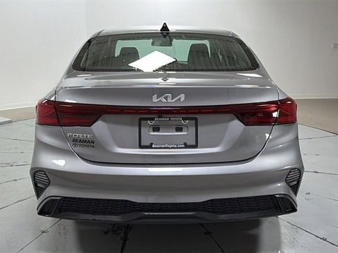 Used 2024 Kia Forte LXS image 4
