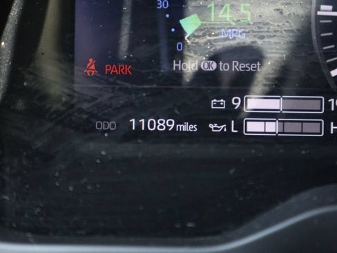 Used 2024 Toyota Sequoia TRD Pro AWD/4WD image 32