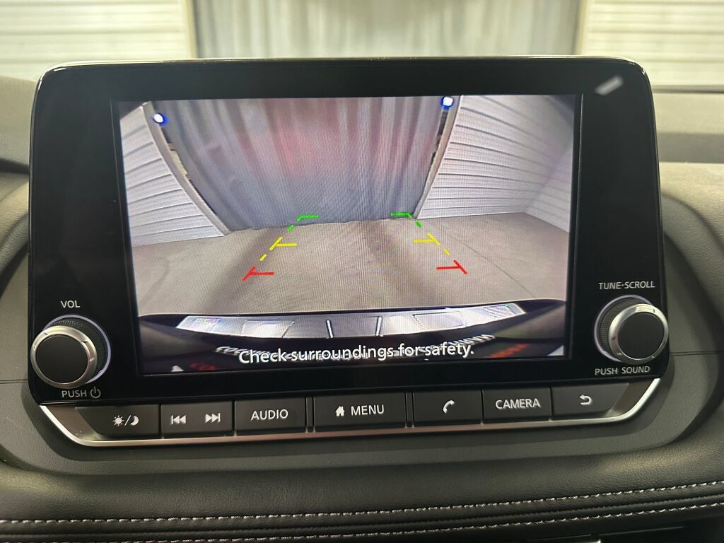 Used 2026 Nissan Rogue SV AWD/4WD image 14