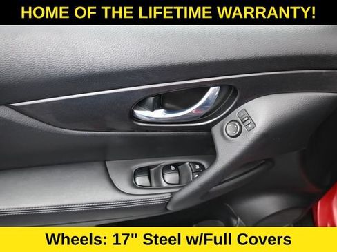 Used 2017 Nissan Rogue S AWD/4WD image 13