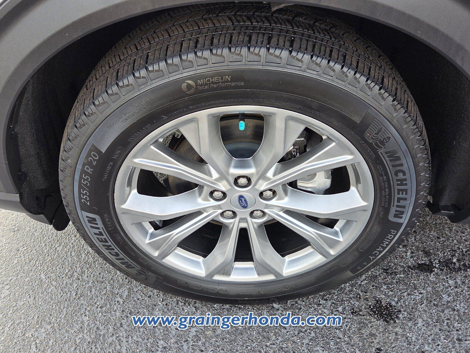 Used 2023 Ford Explorer Limited RWD image 16