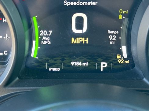 Used 2025 Jeep Wrangler Unlimited Sahara image 27