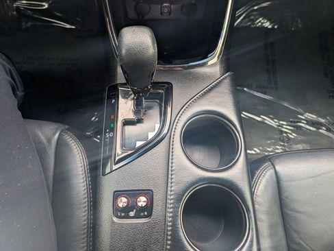 Used 2013 Toyota Avalon XLE image 13