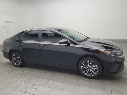 Used 2023 Kia Forte LXS image 11