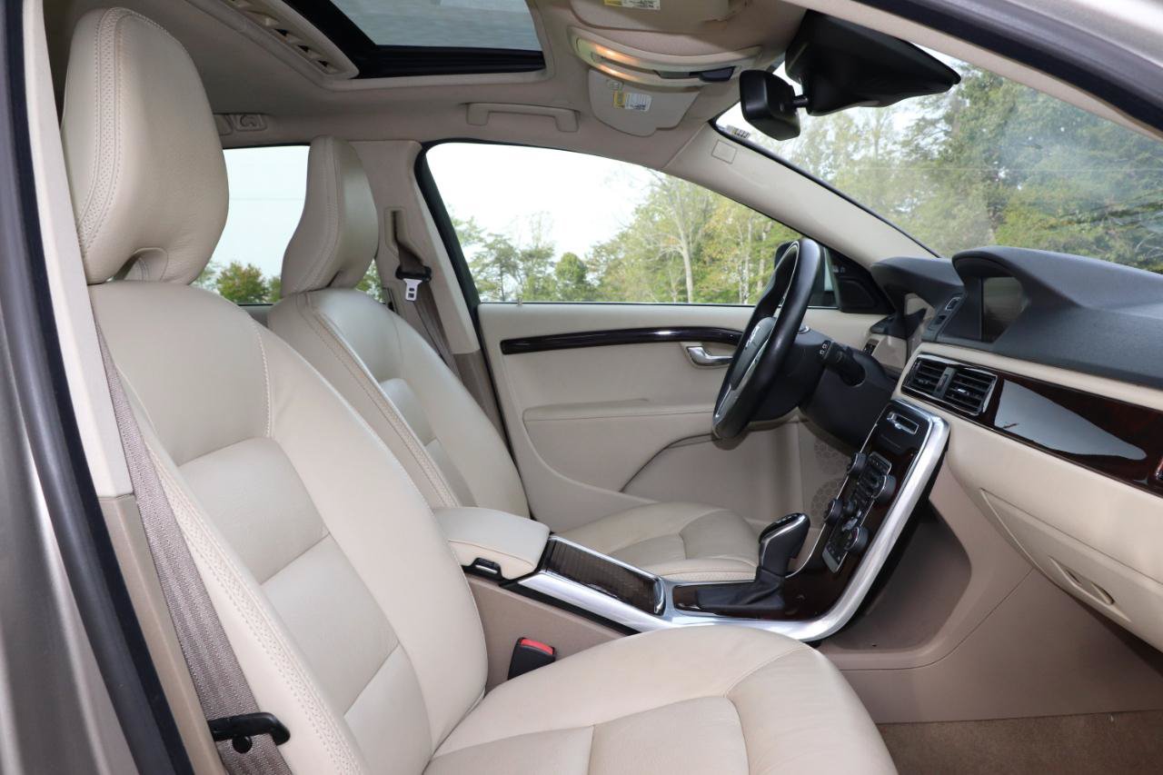 Used 2014 Volvo XC70 3.2 AWD/4WD image 33